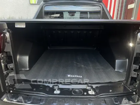 TORO 1.3 TURBO 270 FLEX VOLCANO AT6