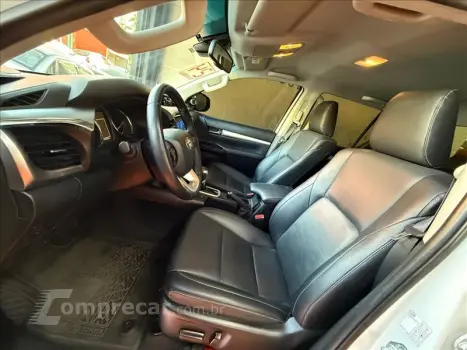 HILUX 2.8 D-4d Turbo CD SRX 4X4