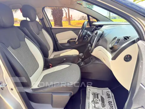 CAPTUR 2.0 16V Intense