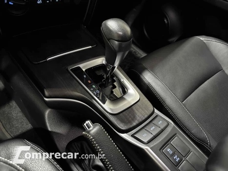HILUX SW4 2.8 D-4D TURBO DIESEL SRX 7L 4X4 AUTOMÁTICO