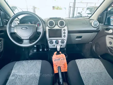 FIESTA 1.6 MPI Class Sedan 8V