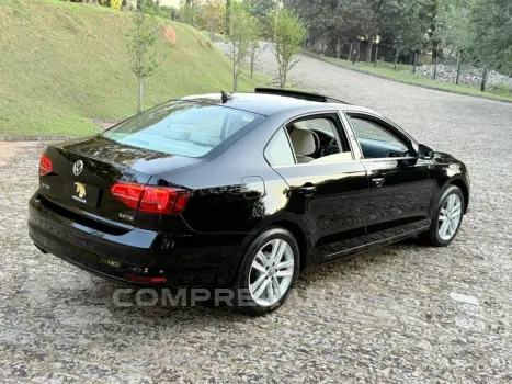 JETTA 2.0 TSI HIGHLINE 211CV GASOLINA 4P TIPTRONIC