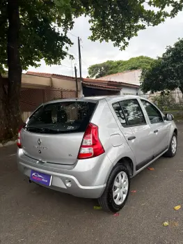 SANDERO 1.6 Expression 8V