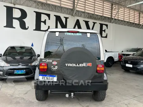 T-4 4x4 2.8 TB Int. Cap. Rígida Diesel