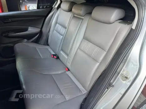 CITY 1.5 LX Sedan 16V