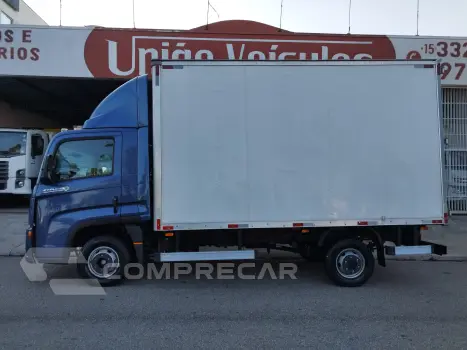 Volkswagen Delivery Express+ 3.0 Prime + (Baú Facchini) 2 portas