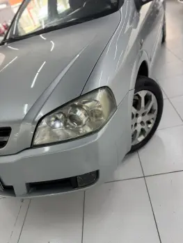 ASTRA 2.0 MPFI Advantage 8V