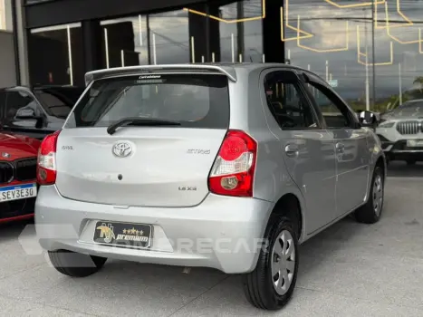 ETIOS 1.5 XS 16V FLEX 4P MANUAL