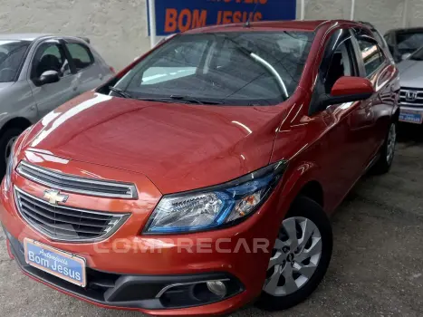 CHEVROLET Onix 1.4 Mpfi Lt 8V Flex 4P Manual 4 portas