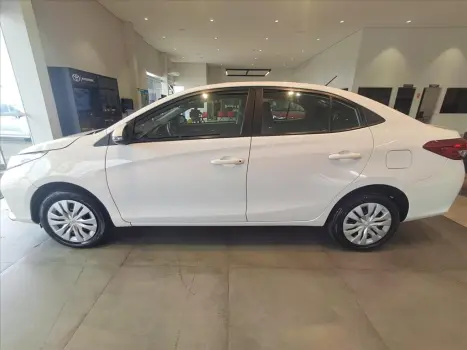 YARIS 1.5 16V FLEX SEDAN XL LIVE MULTIDRIVE