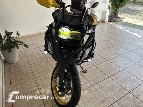 E 1250 Adventure Premium
