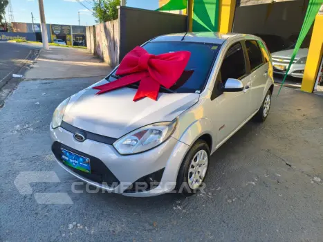 FORD FIESTA 1.6 Rocam 8V 4 portas