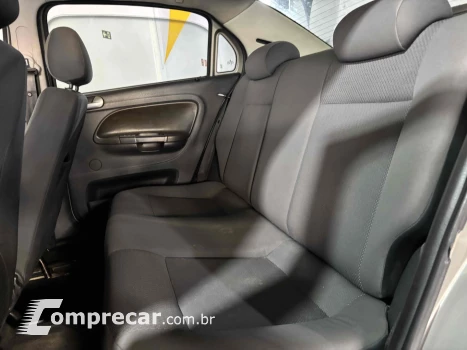 VOYAGE 1.0 MI 8V FLEX 4P MANUAL