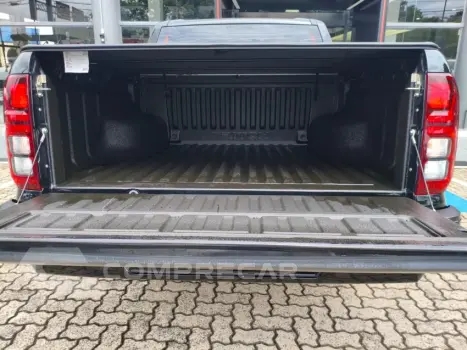 TRITON 2.4 Biturbo CD Hpe-s 4X4