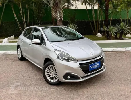 PEUGEOT 208 ALLURE MT 4 portas