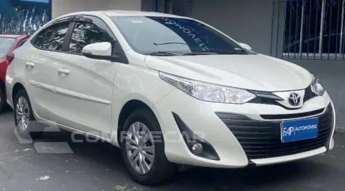 Yaris Sedan 1.5 16V 4P FLEX XLS MULTIDRIVE AUTOMÁTICO CVT