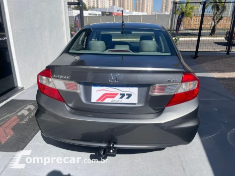 Civic 1.8 16V 4P EXS AUTOMÁTICO