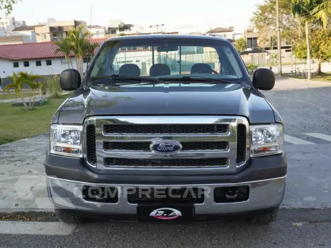 F-250 4.2 XLT 4X2 CS TURBO DIESEL 2P MANUAL