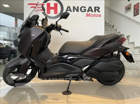 Yamaha XMAX 300 CONNECTED ABS