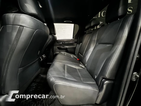 Hilux Cabine Dupla Hilux 2.8 TDI SRX CD 4x4 (Aut)