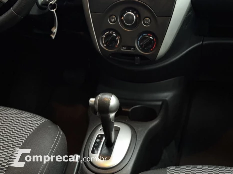 VERSA SV 1.6 16V FlexStart 4p Aut.