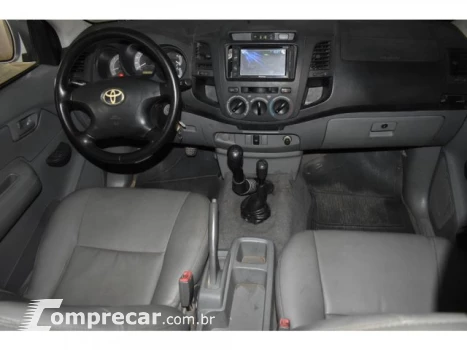 Toyota HILUX - 3.0 SR 4X4 CD 16V TURBO INTERCOOLER 4P MANUAL 4 portas