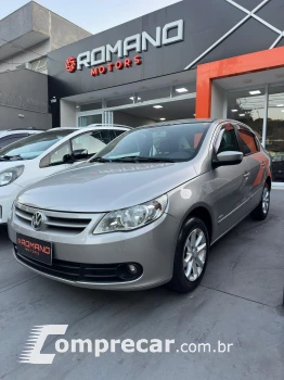 Volkswagen VOYAGE 1.0 MI Trendline 8V 4 portas