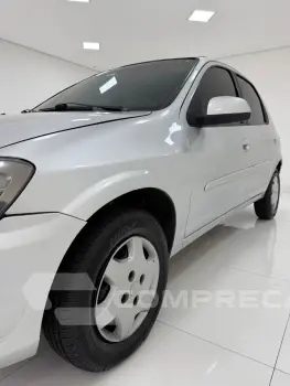 CELTA 1.0 MPFI LT 8V