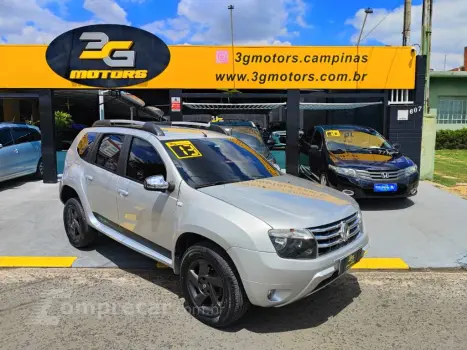 Renault DUSTER Dynamique 1.6 Flex 16V Mec. 4 portas