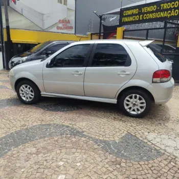 Palio ELX 1.4 Fire/30 Anos F. Flex 8V 4p