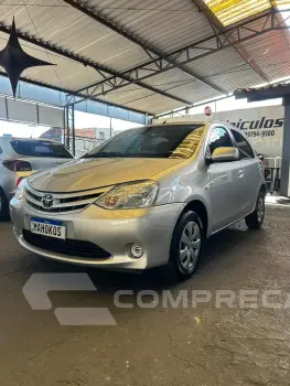 Toyota ETIOS XS  1.3 Flex 16V 5p Mec. 4 portas