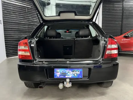 ASTRA 2.0 MPFI Advantage 8V