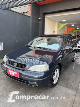 ASTRA 1.8 MPFI Comfort Sedan 8V