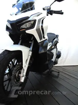 HONDA ADV 150