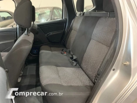 DUSTER - 2.0 DYNAMIQUE 4X2 16V 4P AUTOMÁTICO
