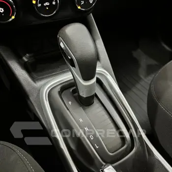 TRACKER LT 1.0 Turbo 12V Flex Aut.