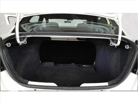 VOYAGE 1.0 12V MPI TOTALFLEX 4P MANUAL