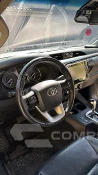 HILUX 2.8 D-4d Turbo CD SRX 4X4