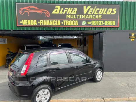 FIESTA 1.6 MPI Class Hatch 8V