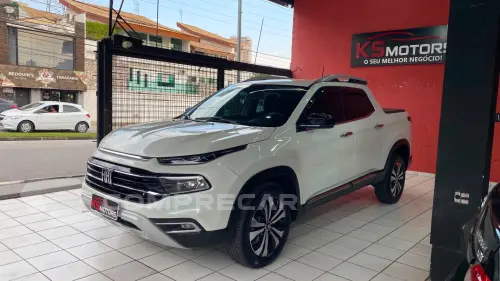 Fiat FIAT TORO 2.0 16V TURBO VOLCANO 4WD AT9 4 portas