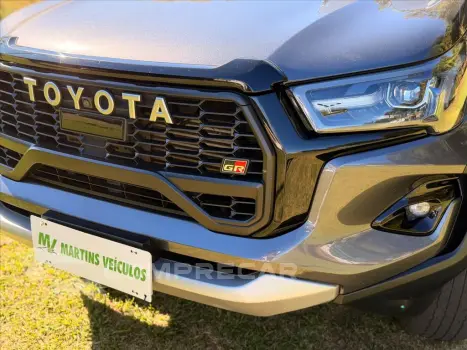 HILUX 2.8 D-4D TURBO DIESEL CD GR-S 4X4 AUTOMÁTICO