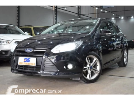 FORD FOCUS HATCH - 2.0 SE HATCH 16V 4P POWERSHIFT 4 portas