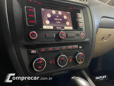 JETTA 2.0 COMFORTLINE FLEX 4P TIPTRONIC