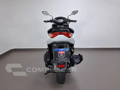 YAMAHA NMAX 160 ABS