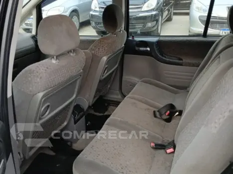 ZAFIRA - 2.0 MPFI ELEGANCE 8V 4P AUTOMÁTICO