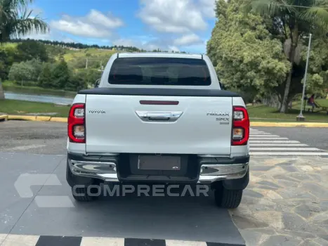 HILUX 2.8 D-4D TURBO DIESEL CD SRX PLUS 4X4 AUTOMÁTICO