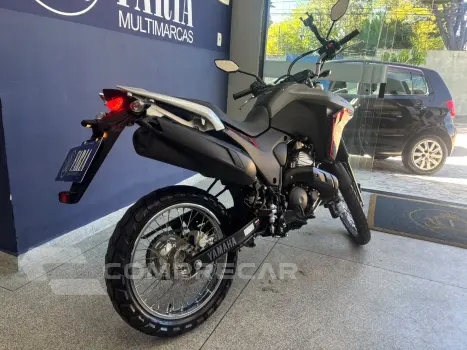 XTZ 250 LANDER CONNECTED