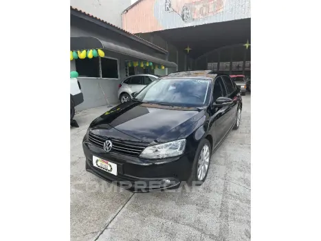 Volkswagen JETTA 2.0 COMFORTLINE FLEX 4P TIPTRONIC 4 portas