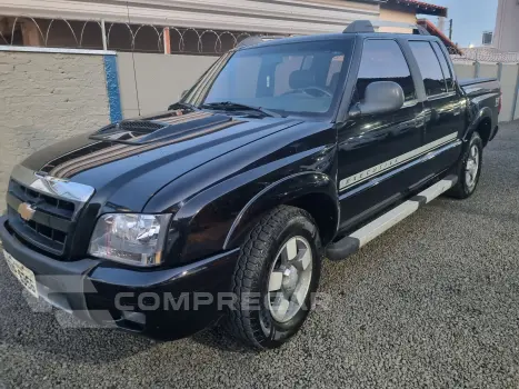 S10 2.4 MPFI Executive 4X2 CD 8V