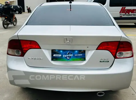 Civic 1.8 16V 4P EXS AUTOMÁTICO
